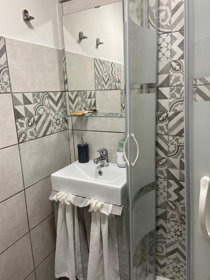 Apartament Il Nido Di Tiffany Massino Visconti Zewnętrze zdjęcie